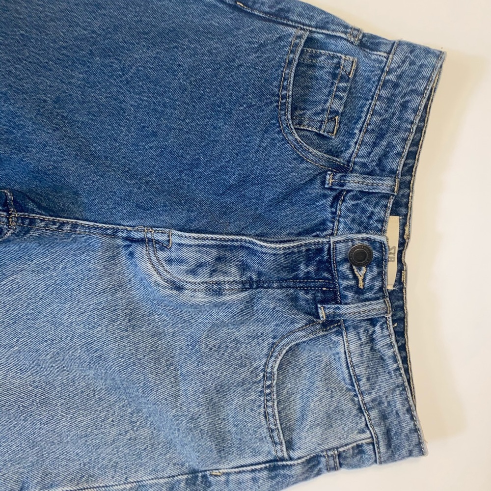 tonal color block denim mom jeans